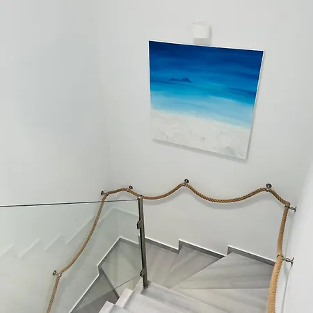 The Villa, Perigiali - Luxury Beachfront ヴィラ ニドリ