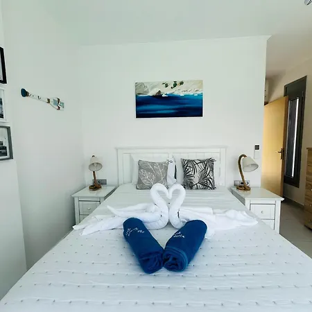 The Villa, Perigiali - Luxury Beachfront ヴィラ *