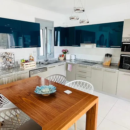 ヴィラ The Villa, Perigiali - Luxury Beachfront ニドリ