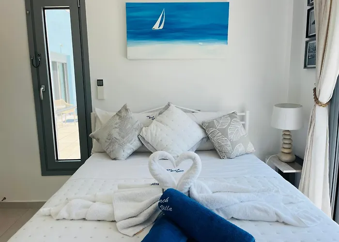 The Villa, Perigiali - Luxury Beachfront Nydri (Lefkada)