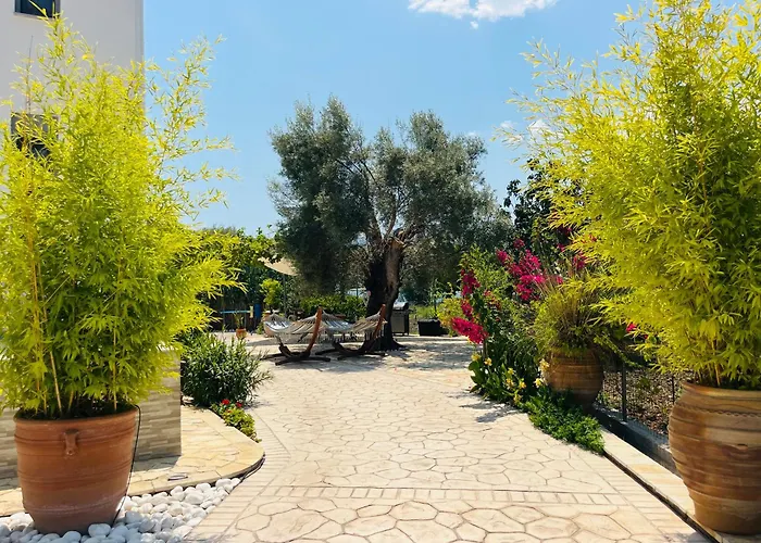 Villa The Villa, Perigiali - Luxury Beachfront *