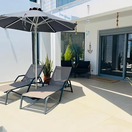 The Villa, Perigiali - Luxury Beachfront Nydri (Lefkada)