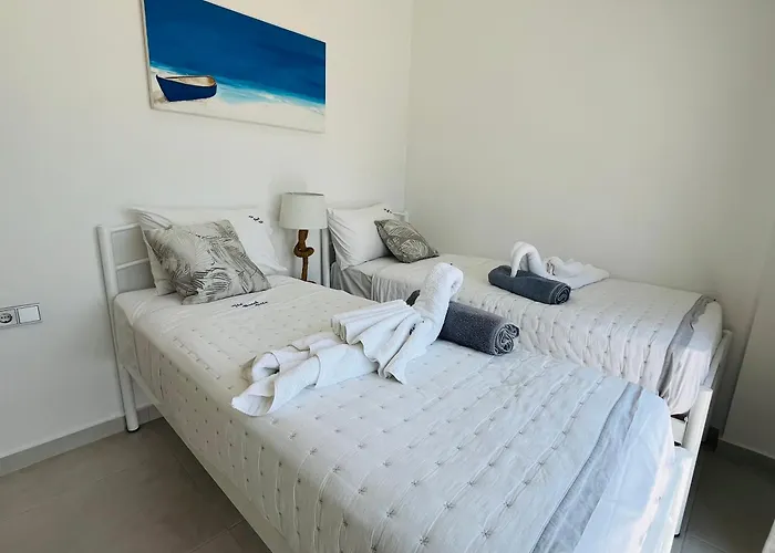 The Villa, Perigiali - Luxury Beachfront Nydri (Lefkada)