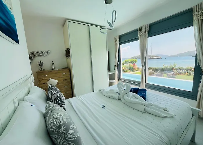 Villa The Villa, Perigiali - Luxury Beachfront Nydri (Lefkada)