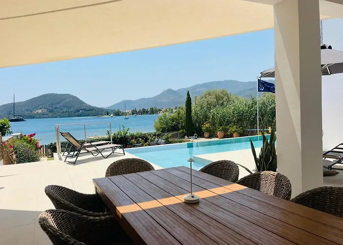 The Villa, Perigiali - Luxury Beachfront Villa Nydri (Lefkada)